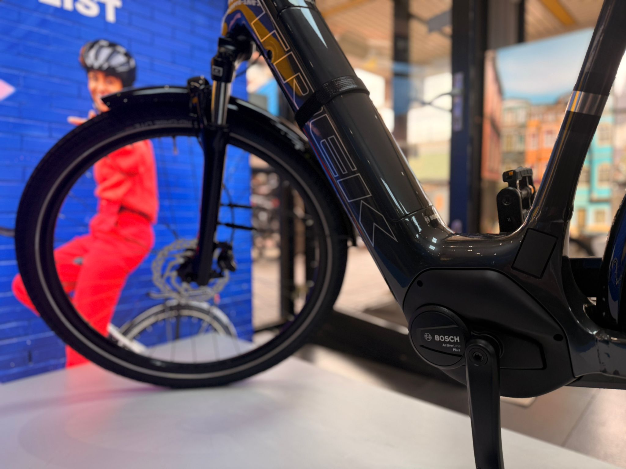 Trek District+ 3 Lowstep N8 Dames