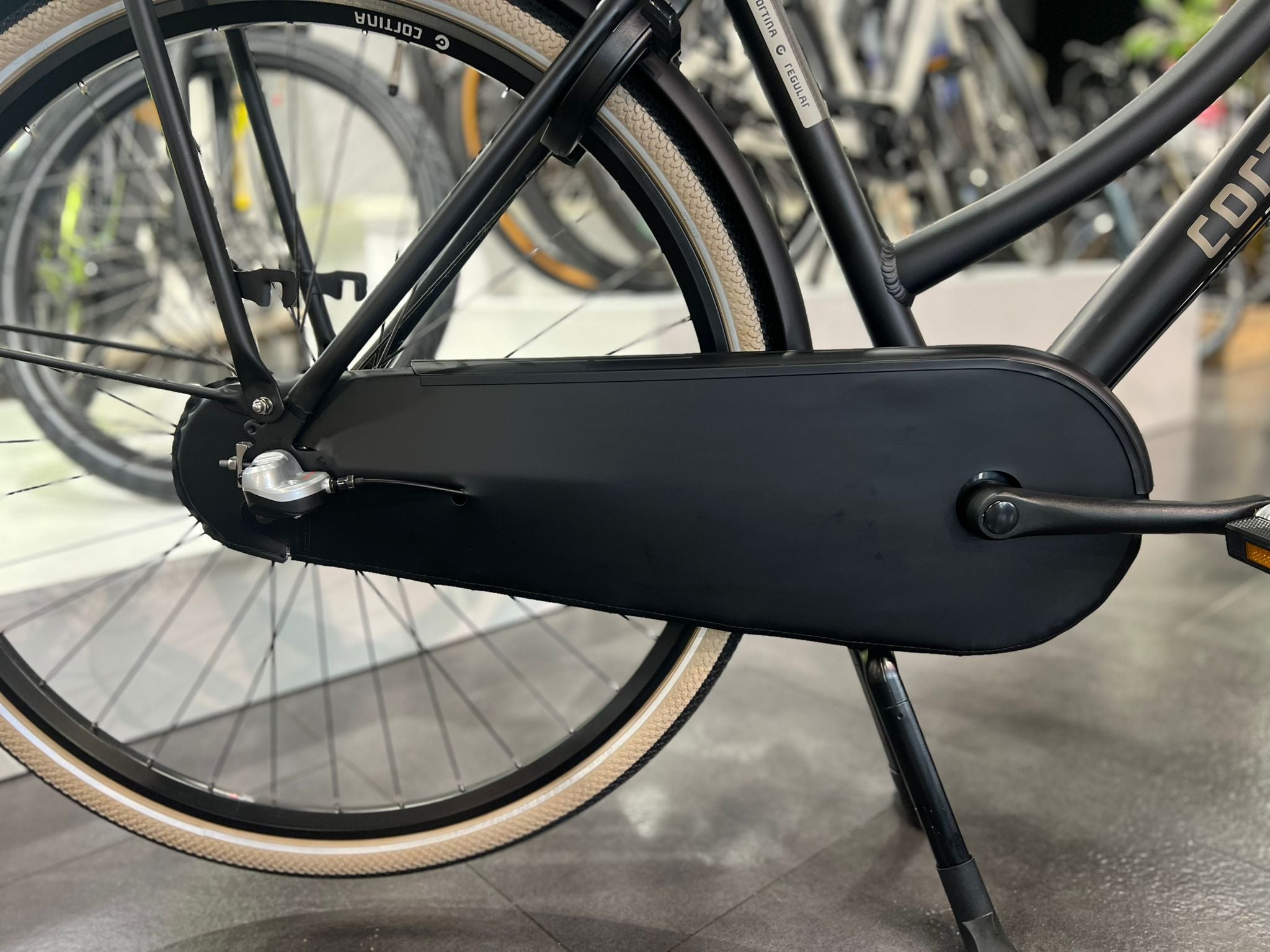 Cortina U4 Transport RN3 Dames