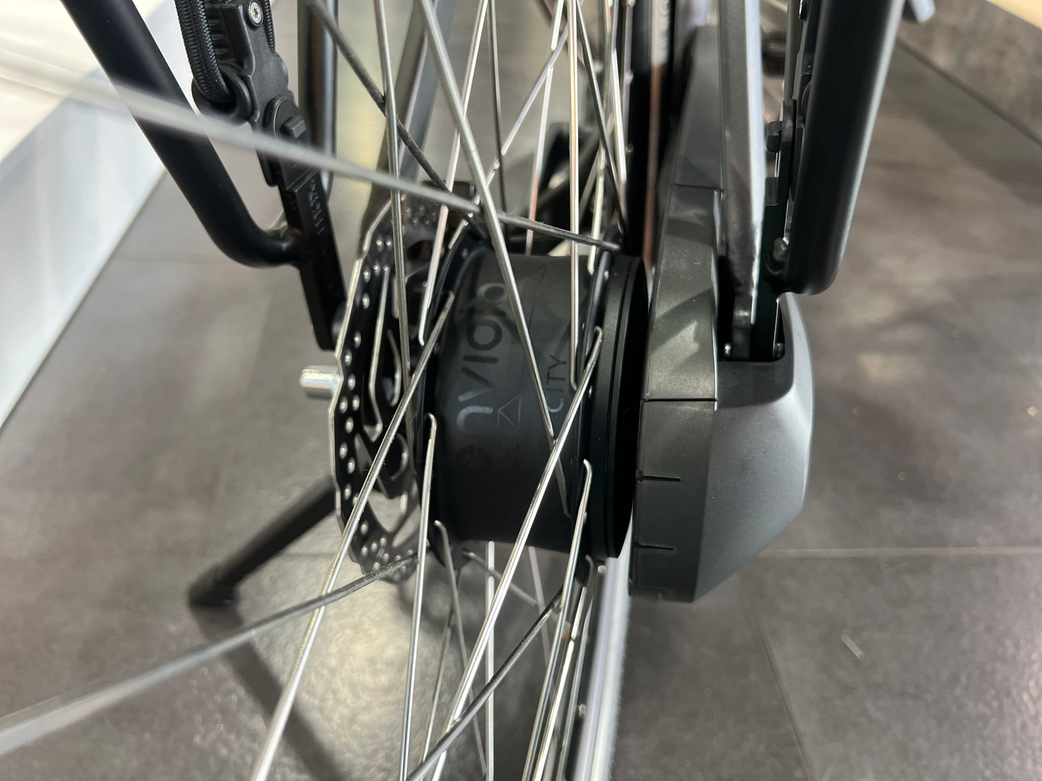 Rih Movenda (675Wh) N1 Dames